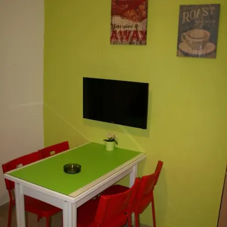 Mini Apartment *